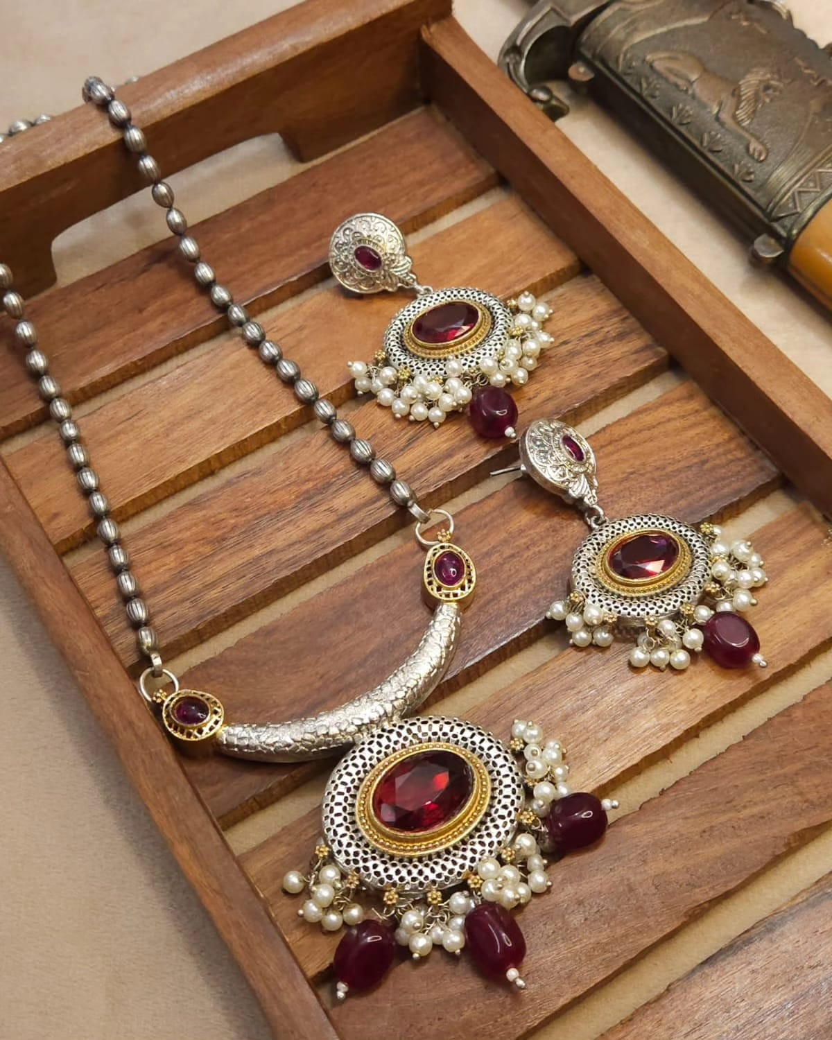 Beautiful dual tone fusion necklace and earring set