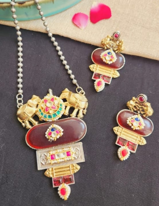 Beautifull Necklace Set By SanjhBeautiful elephant Pachi Kundan necklace and earring set